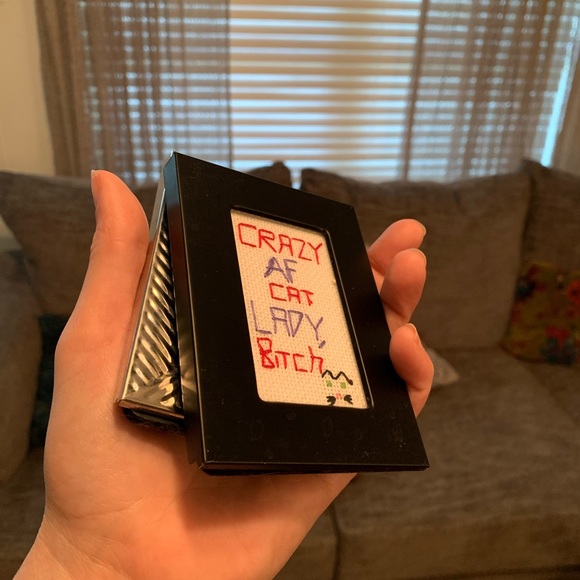 Handmade Cat Embroidery With Frames - Picture 5 of 6